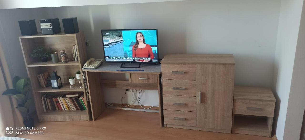 Sunshine 208 Apartman Balatonszarszo Luaran gambar